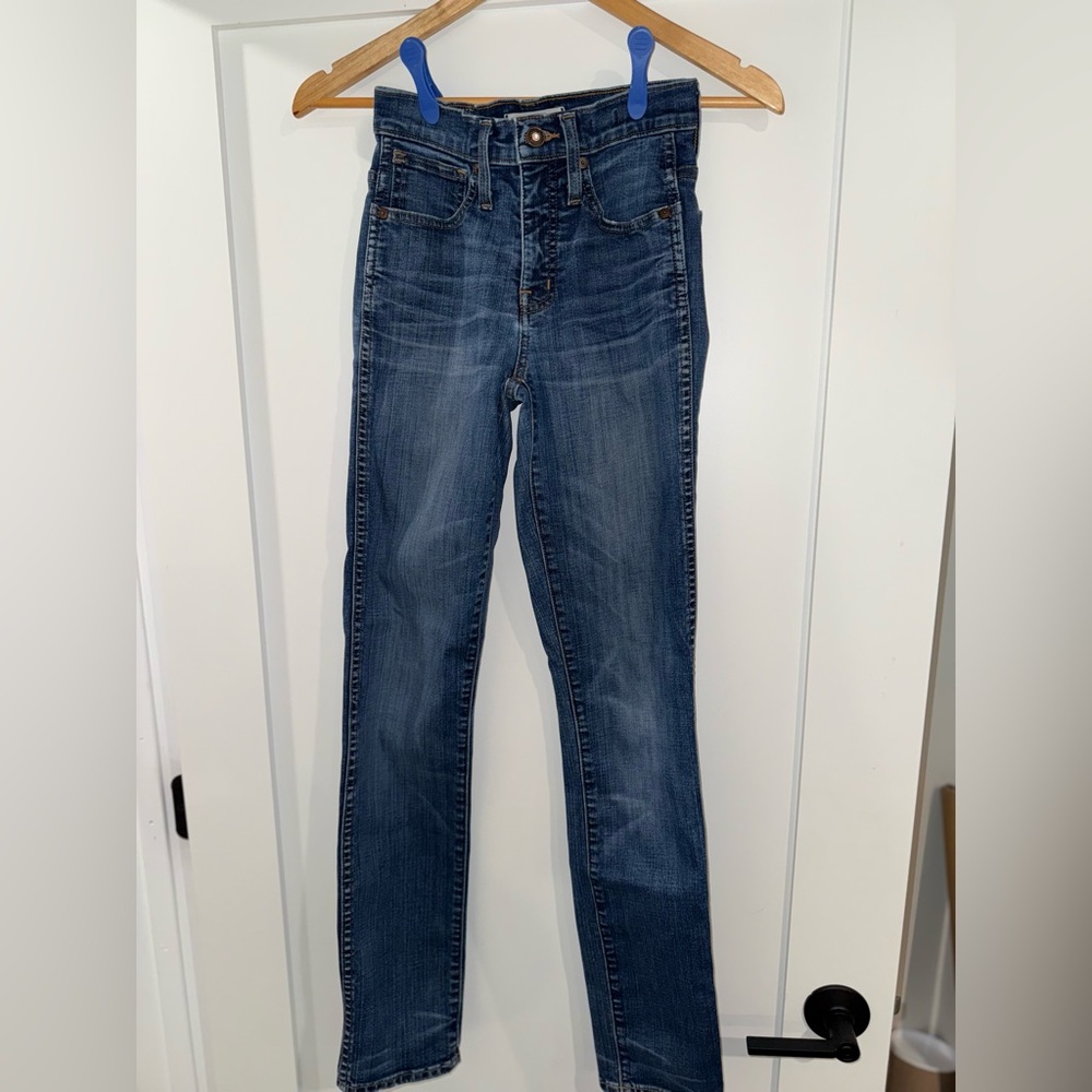 Madewell Women's Straight Leg Blue Jeans